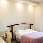 Palazzo Iaquinta - Rooms, Restaurant & Wellness بيت ضيافة Cicerale