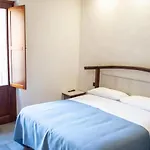Palazzo Iaquinta - Rooms, Restaurant & Wellness بيت ضيافة