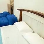 Palazzo Iaquinta - Rooms, Restaurant & Wellness بيت ضيافة