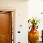 بيت ضيافة Palazzo Iaquinta - Rooms, Restaurant & Wellness