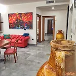بيت ضيافة Palazzo Iaquinta - Rooms, Restaurant & Wellness 4*
