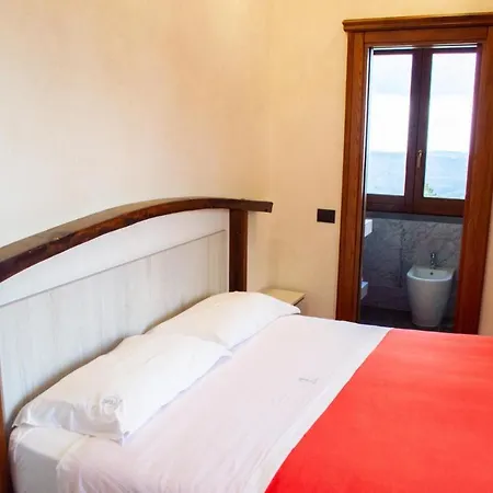 Palazzo Iaquinta - Rooms, Restaurant & Wellness Gasthof Cicerale