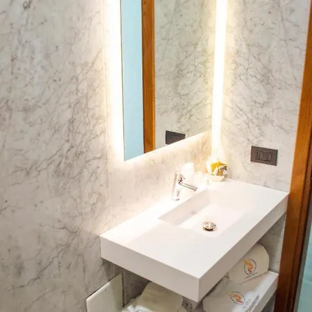 Palazzo Iaquinta - Rooms, Restaurant & Wellness *
