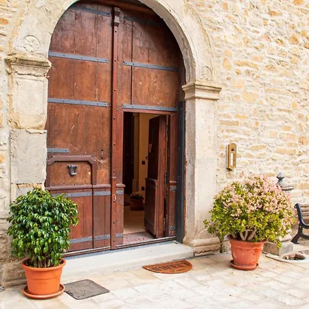 Palazzo Iaquinta - Rooms, Restaurant&wellness