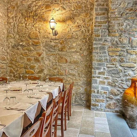 Palazzo Iaquinta - Rooms, Restaurant&wellness Affittacamere 4*