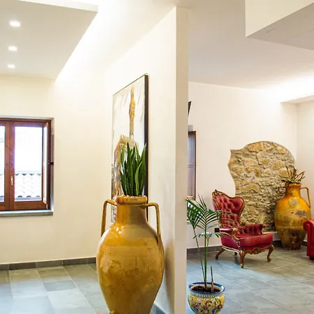 Palazzo Iaquinta - Rooms, Restaurant & Wellness