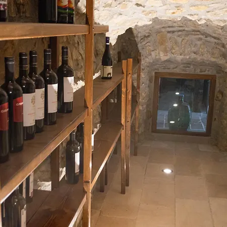 Palazzo Iaquinta - Rooms, Restaurant&wellness Affittacamere