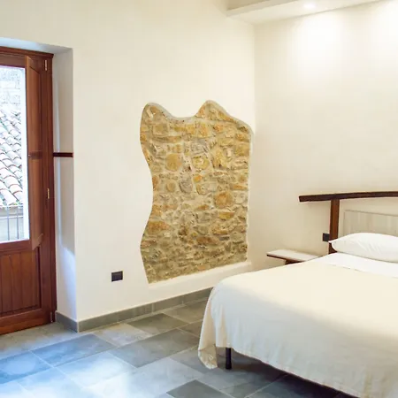 Palazzo Iaquinta - Rooms, Restaurant&wellness 4*